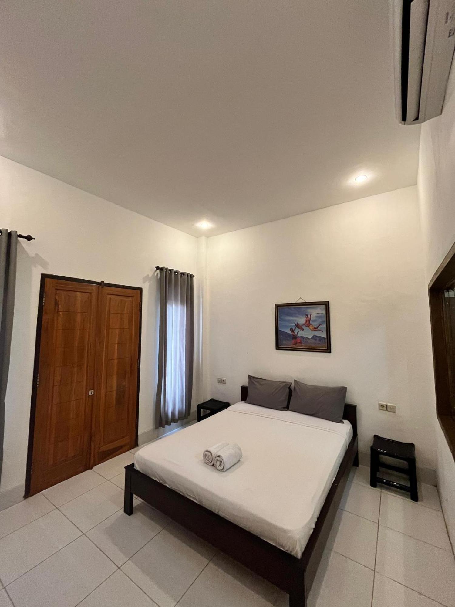 Bale Sunrise Hotel กีลีตราวางัน ภายนอก รูปภาพ